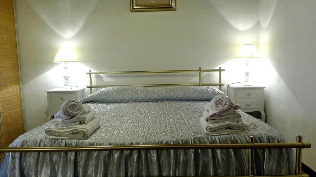Bed And Breakfast Casale Isorella San Gemini Exteriör bild