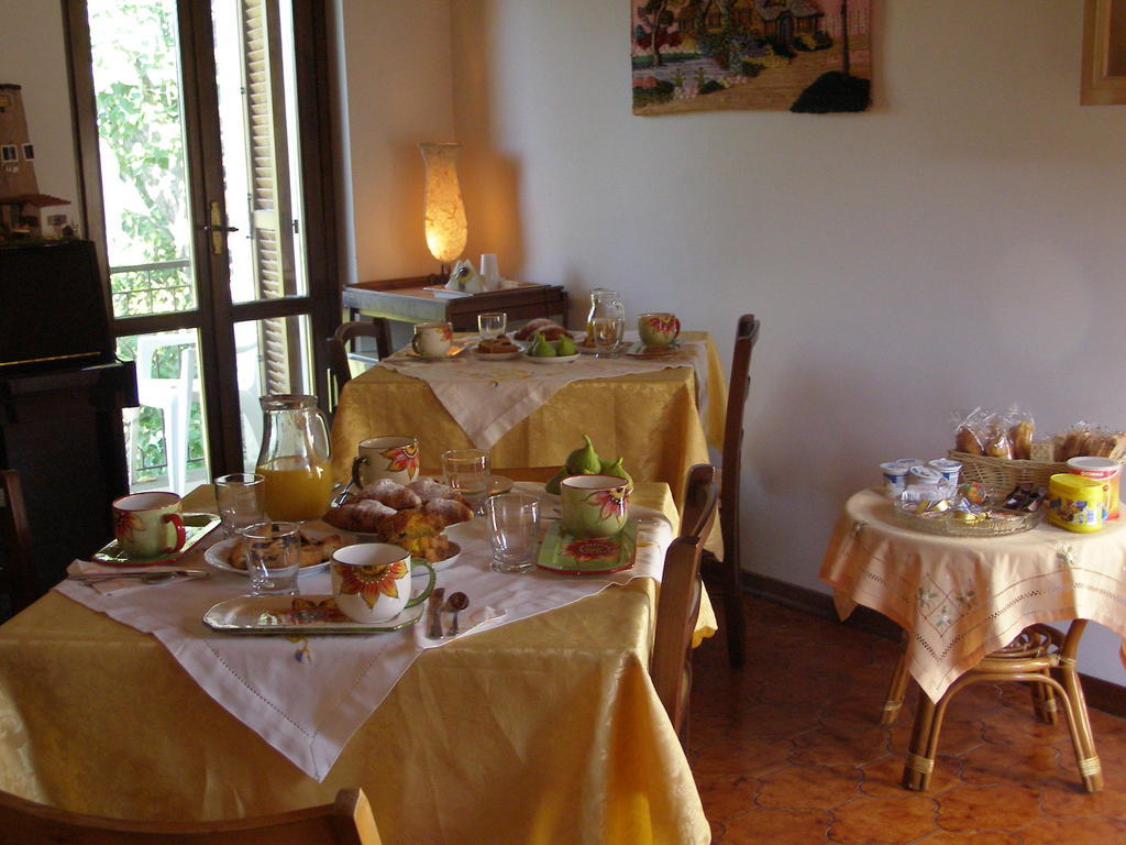 Bed And Breakfast Casale Isorella San Gemini Exteriör bild